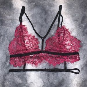 Brand new Strappy lace bralette
